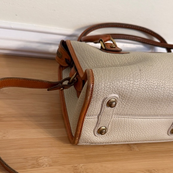 Dooney & Bourke All Weather leather Vintage Satchel Crossbody Handbag - Picture 10 of 16